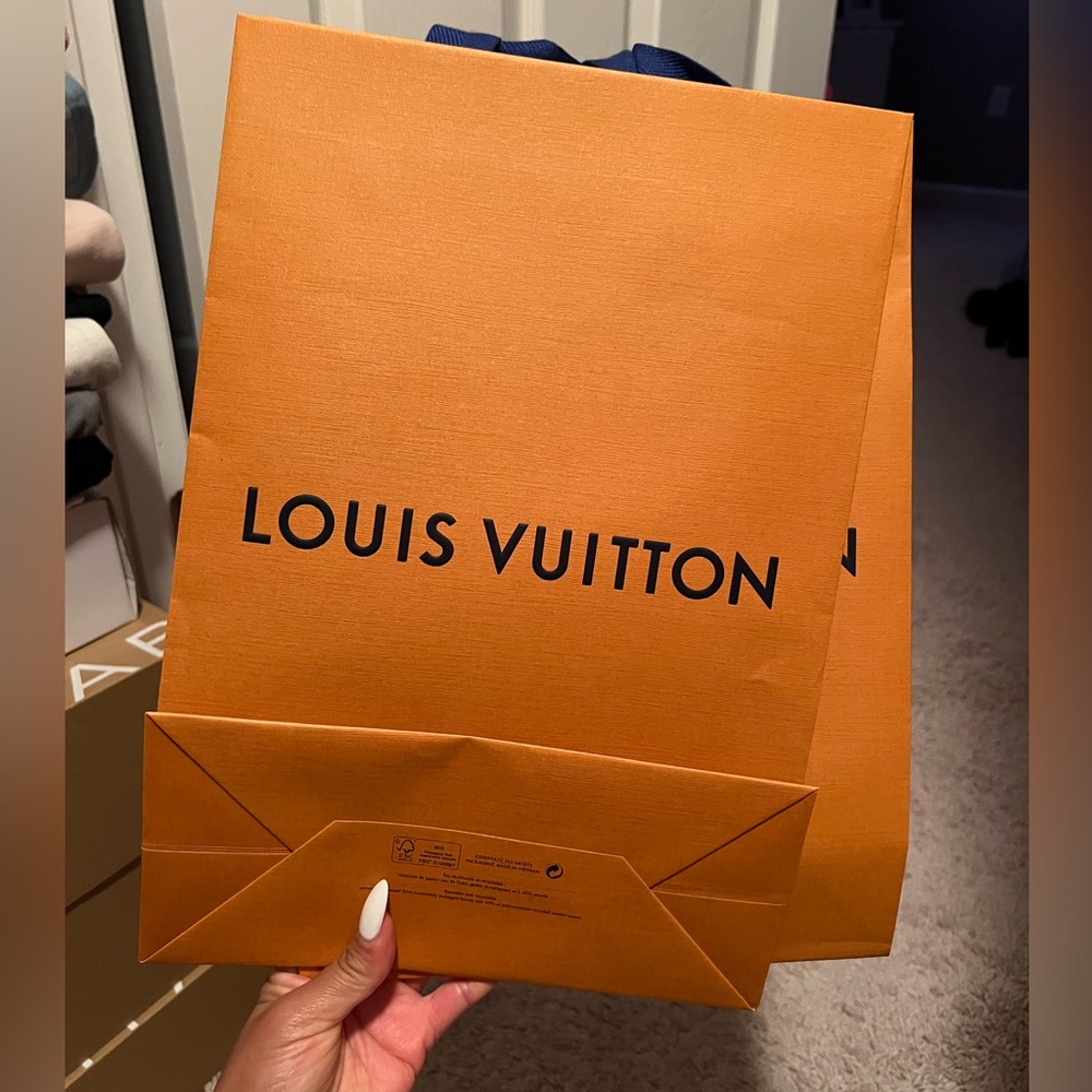 Medium long Louis Vuitton shopping bags